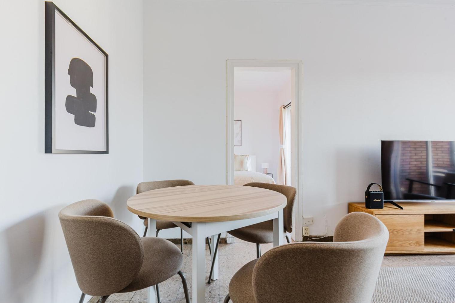 Blueground El Pienc Ac Balcony Nr Sagrada Familia Bcn-172 Apartment *